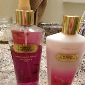 Victoria's Secret Mango Temptation lotion spray